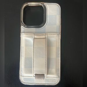 Walli iPhone 13 Pro Case